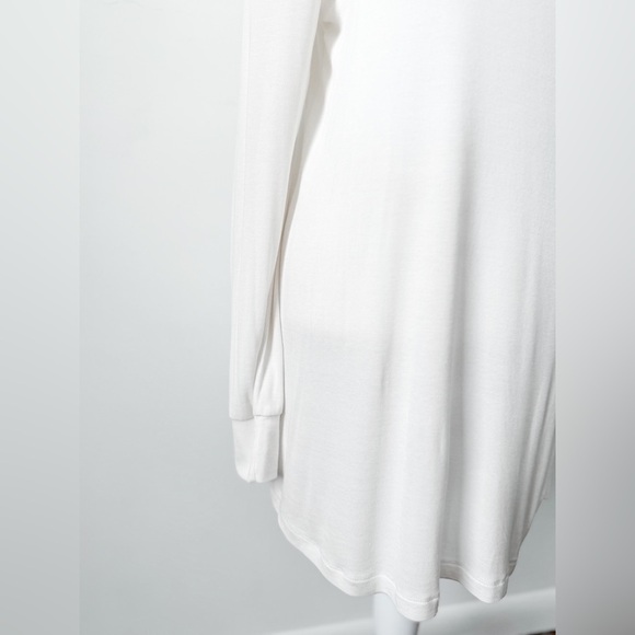 Universal Standard Foundation Turtleneck - Picture 3 of 7